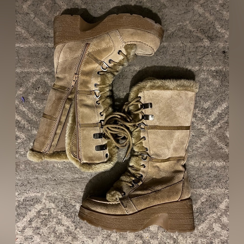 Y2K leather and fur chunky combat boots